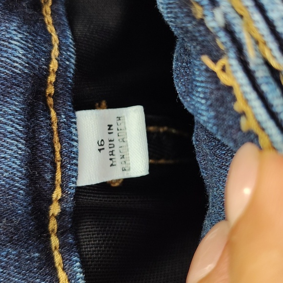 Lane Bryant Denim Jeans Size 16 Cropped Flex Magic Waist Band Tight Tummy - Picture 3 of 6